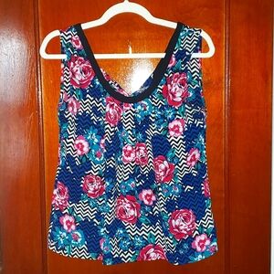 Floral Scoop Neck Tank Top